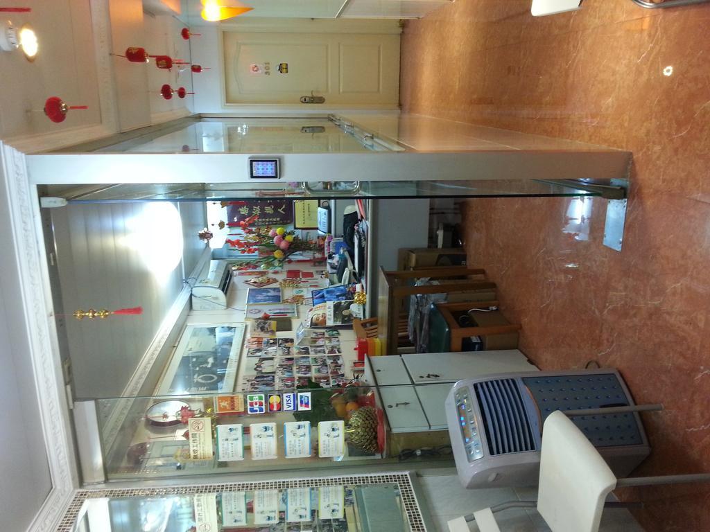 Dragon Hotel Tsim Sha Tsui  Экстерьер фото